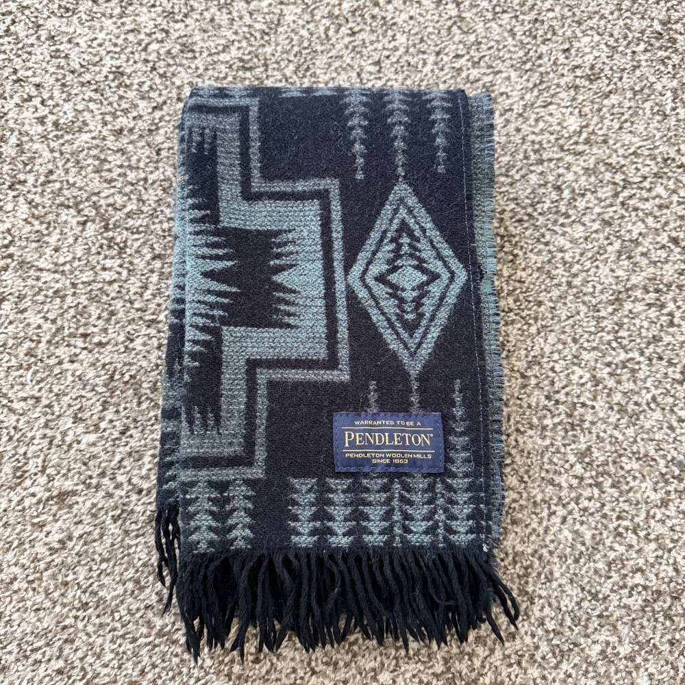 Pendleton Wool Blend Scarf Gray Black Geometric Indian Reversible Fringe 82x12
